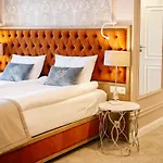 Hotel Palac Na Opieszynie 4*