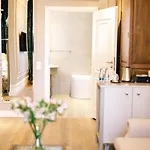 Palac Na Opieszynie Wrzesnia (Wrzesnia)