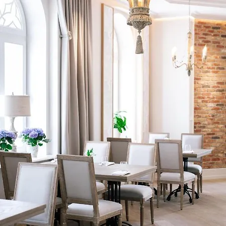 Palac Na Opieszynie Września