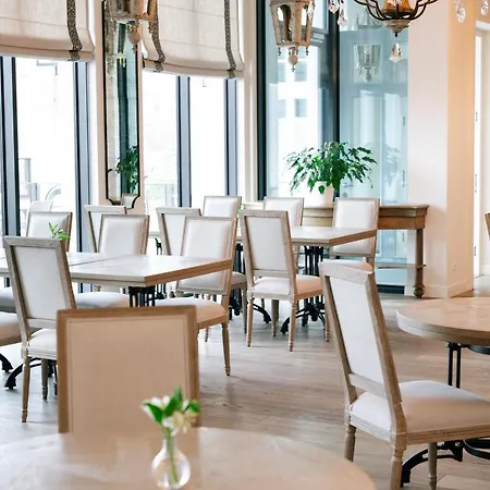 Palac Na Opieszynie 4*