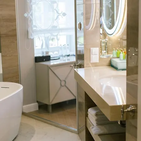 Palac Na Opieszynie ホテル