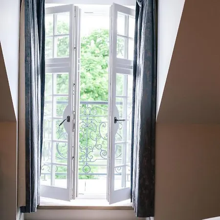 ホテル Palac Na Opieszynie Września