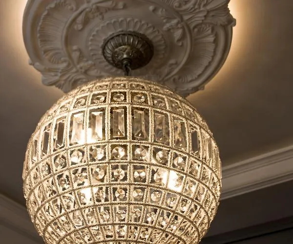 Palac Na Opieszynie 酒店 4*