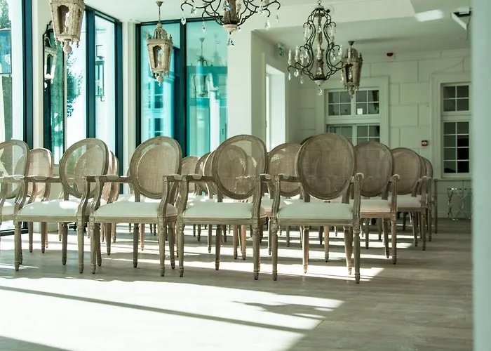 Palac Na Opieszynie 4*