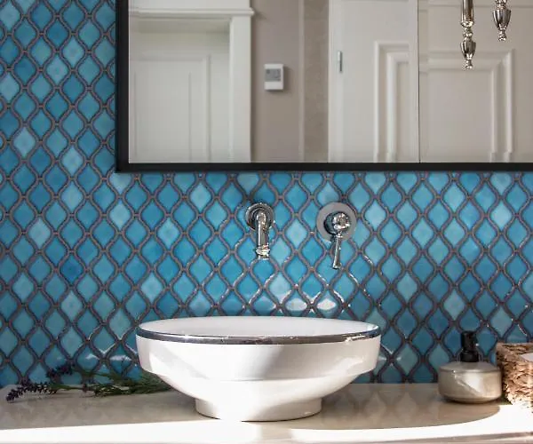 Palac Na Opieszynie 酒店 Września