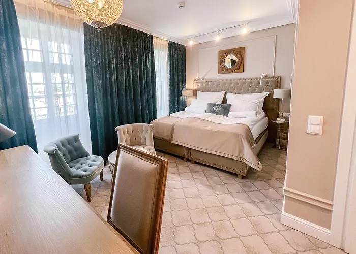 Palac Na Opieszynie 4* Wrzesnia (Wrzesnia)