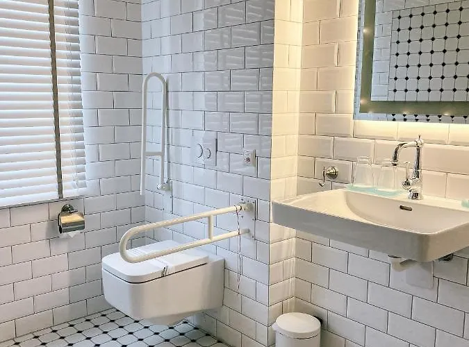 Palac Na Opieszynie 4*