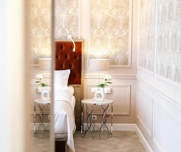 Hotel Palac Na Opieszynie 4*