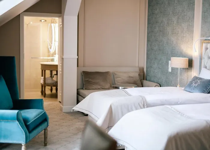 Palac Na Opieszynie Hotel Wrzesnia (Wrzesnia)