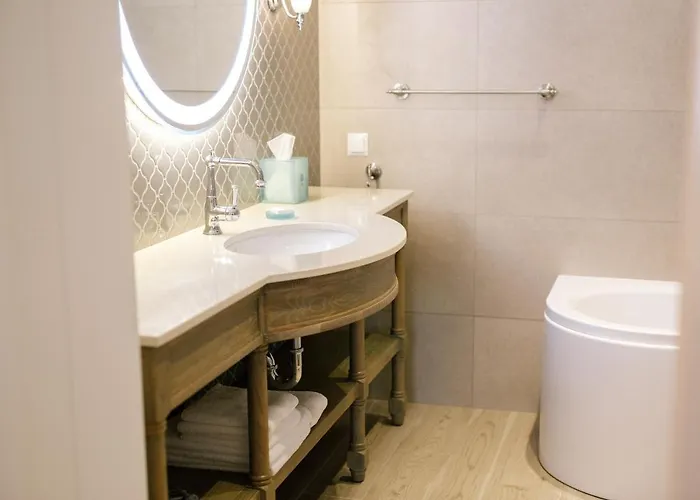 Palac Na Opieszynie Wrzesnia (Wrzesnia)