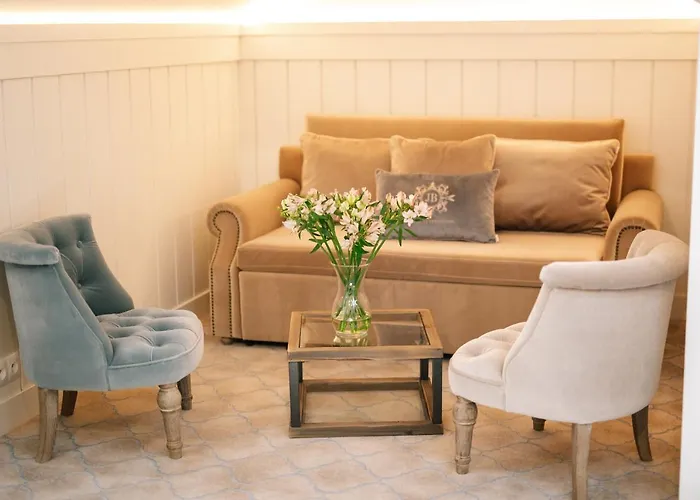 酒店 Palac Na Opieszynie Września